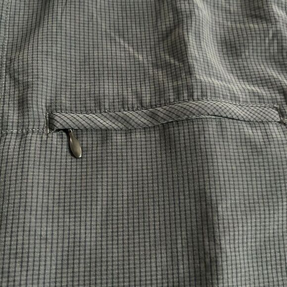 The North Face - Men’s Outdoor button down Hiking Shirt size M grey GUC - Picture 4 of 7